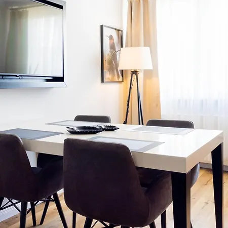 Appartement Strandnahe - Sehr Modern Und Hochwertig Eingerichtet, Inklusive Parkplatz, Gartenzugang Und Fahrradunterstellmoeglichkeit Scharbeutz