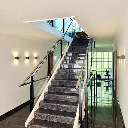 Apartament Strandnahe - Sehr Modern Und Hochwertig Eingerichtet, Inklusive Parkplatz, Gartenzugang Und Fahrradunterstellmoeglichkeit