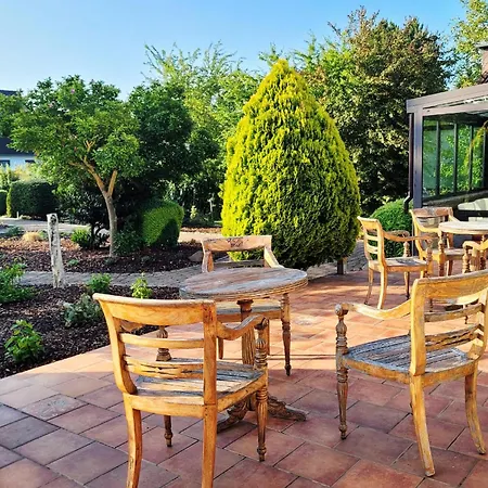 Strandnahe - Sehr Modern Und Hochwertig Eingerichtet, Inklusive Parkplatz, Gartenzugang Und Fahrradunterstellmoeglichkeit Apartman Scharbeutz