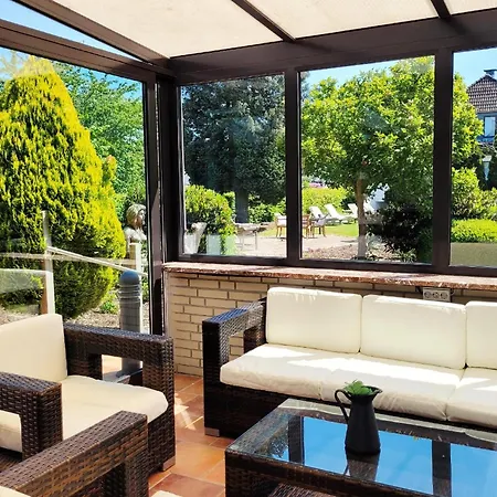 Apartament Strandnahe - Sehr Modern Und Hochwertig Eingerichtet, Inklusive Parkplatz, Gartenzugang Und Fahrradunterstellmoeglichkeit Scharbeutz